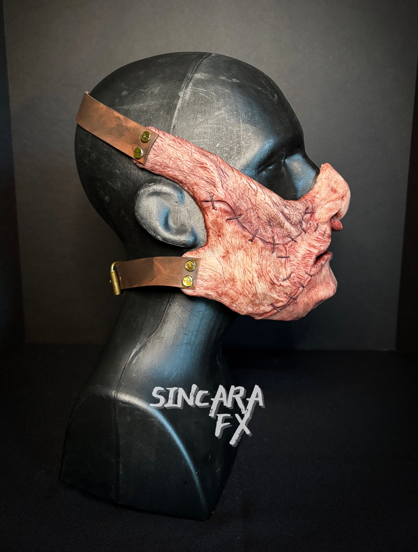 Drifter Silicone Quarter Mask